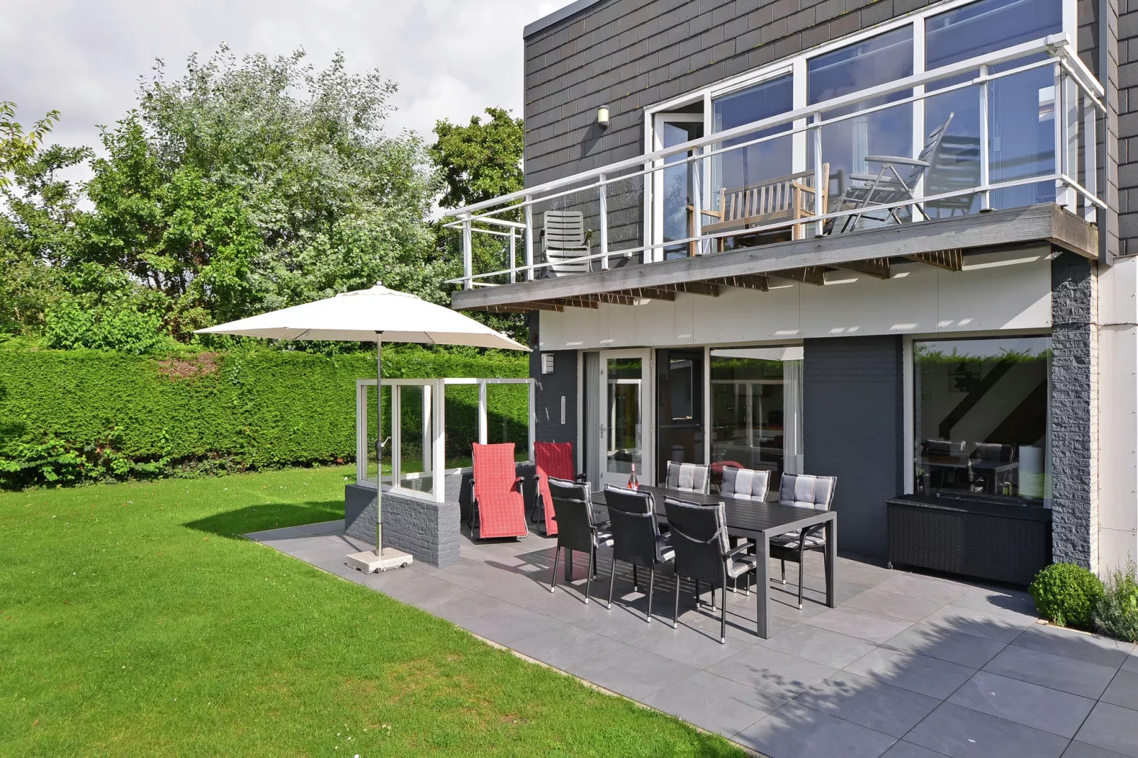 Cederlaan 8-Exterior summer