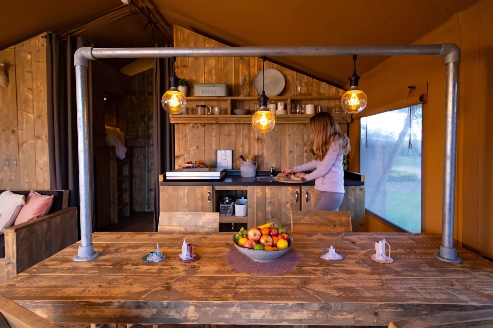 Vakantiepark Eigen Wijze 9-Dining room