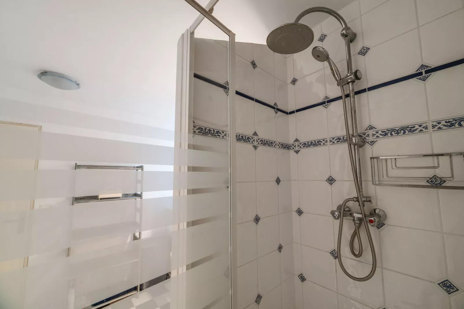 Les Volets Bleus - 4 pers-Bathroom