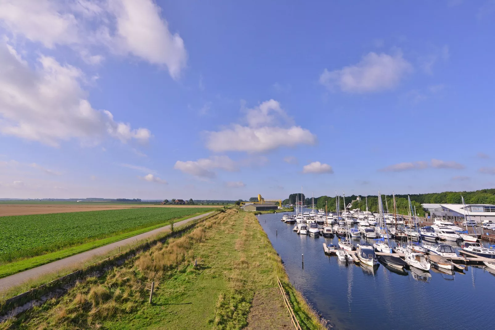 Uithaven 10 F-Areas summer 1km