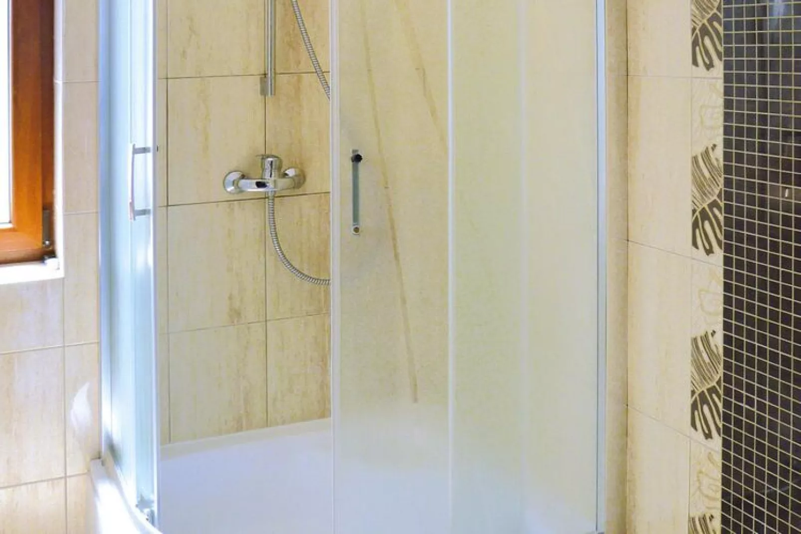 Holiday flat in Kiedrowice-Bathroom