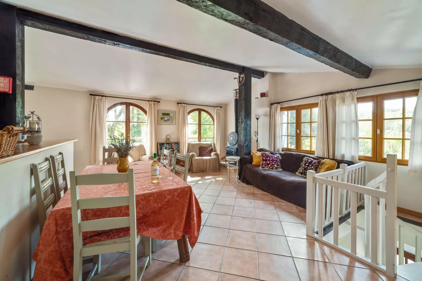 Les Volets Bleus and Les Tilleuls - 6 pers-Living room