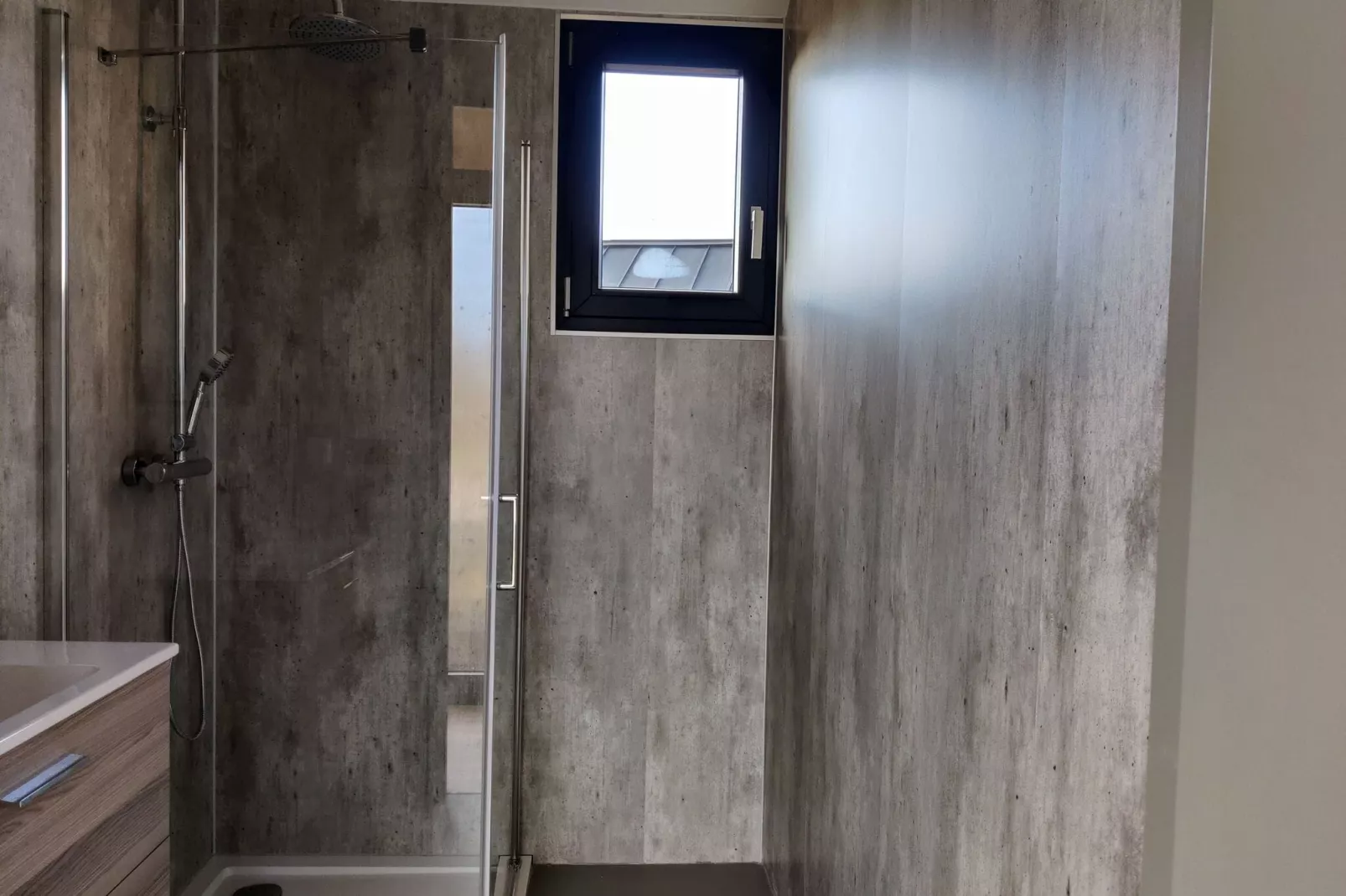 Vakantiepark Eigen Wijze 12-Bathroom