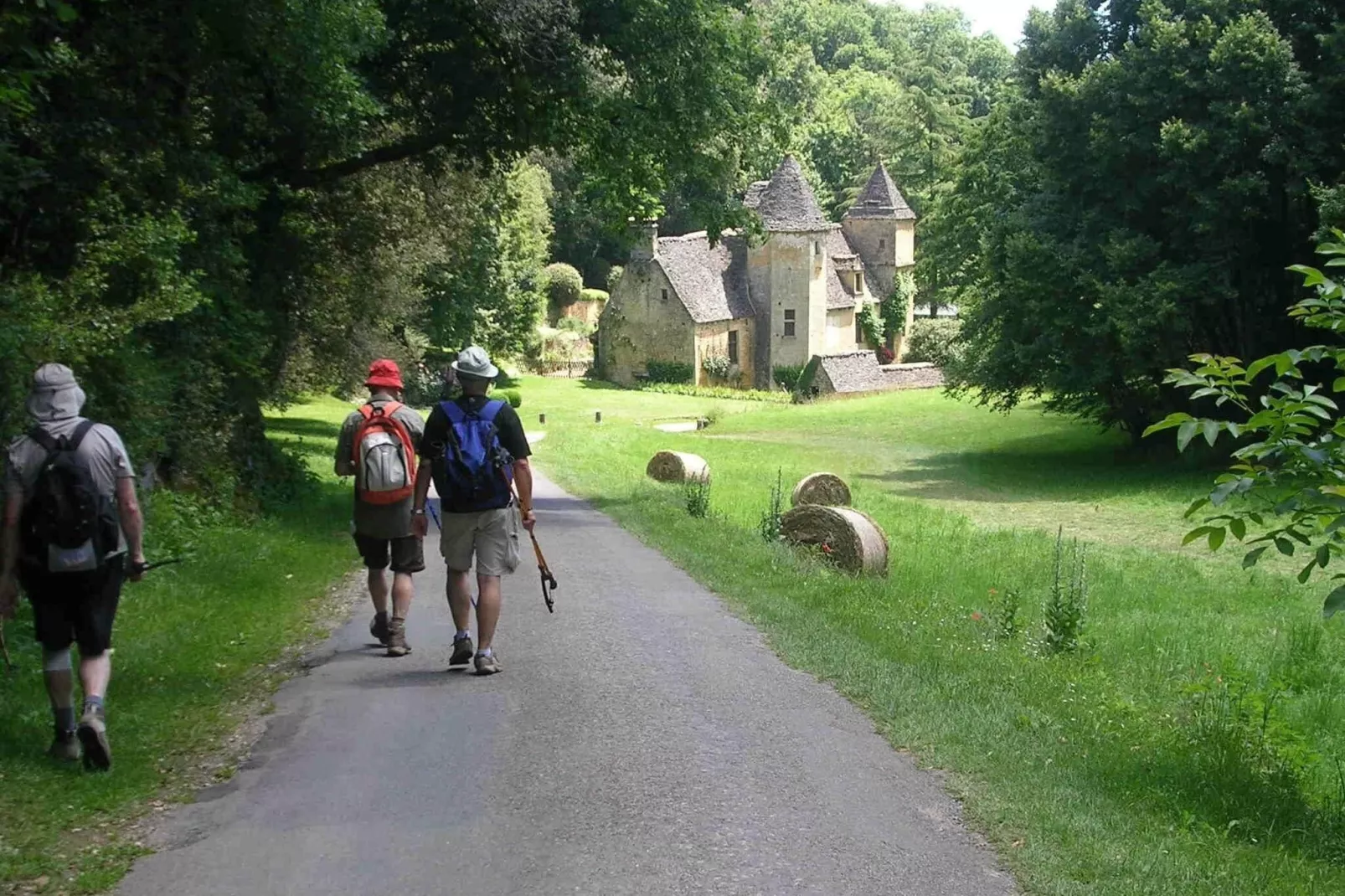 Les Volets Bleus and Les Tilleuls - 6 pers-Areas summer 1km