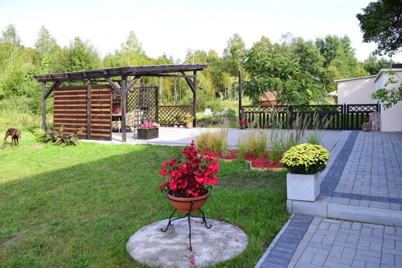 Holiday flat in Kamien-Gärten Sommer