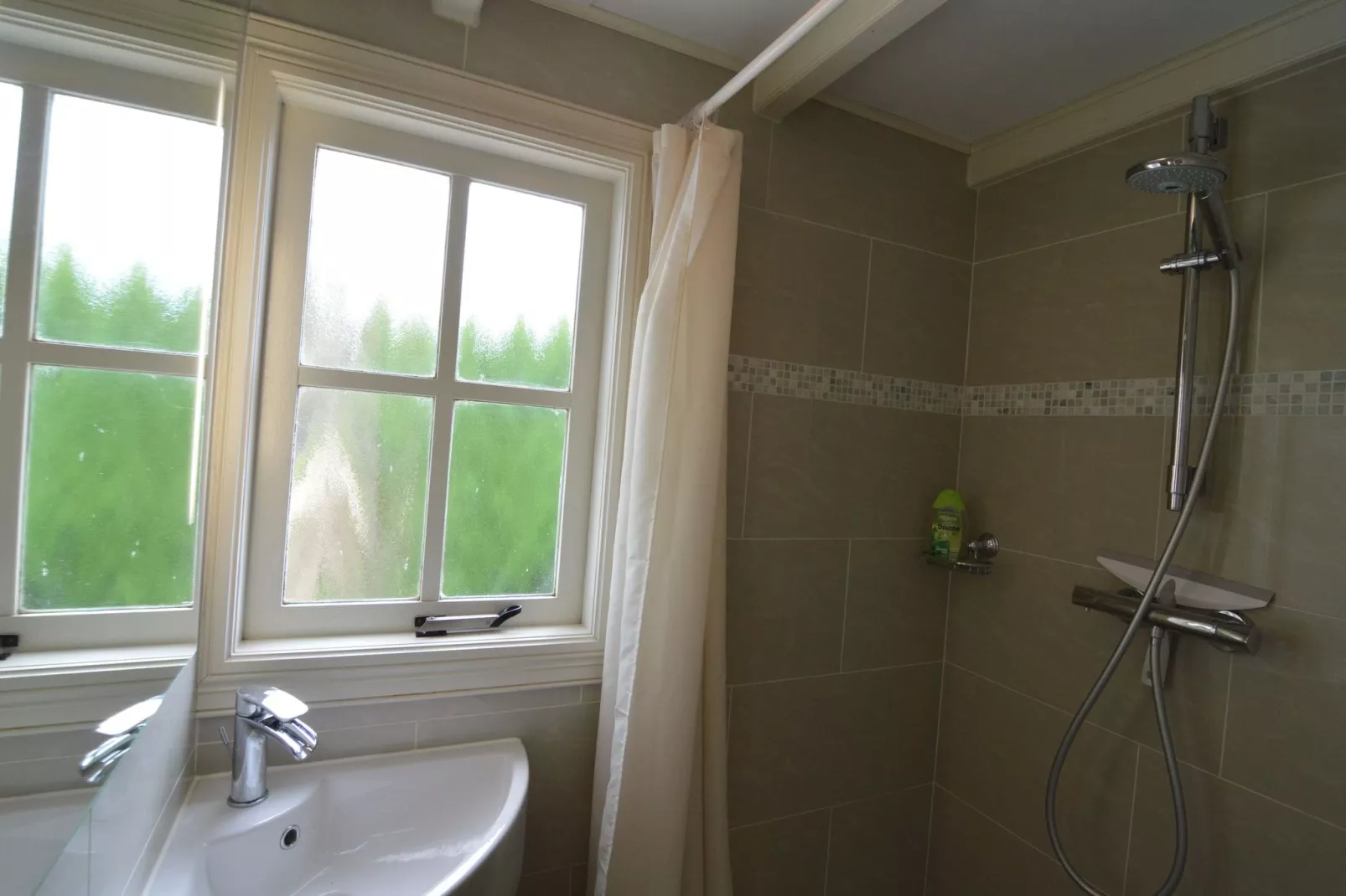 Knook-Bathroom