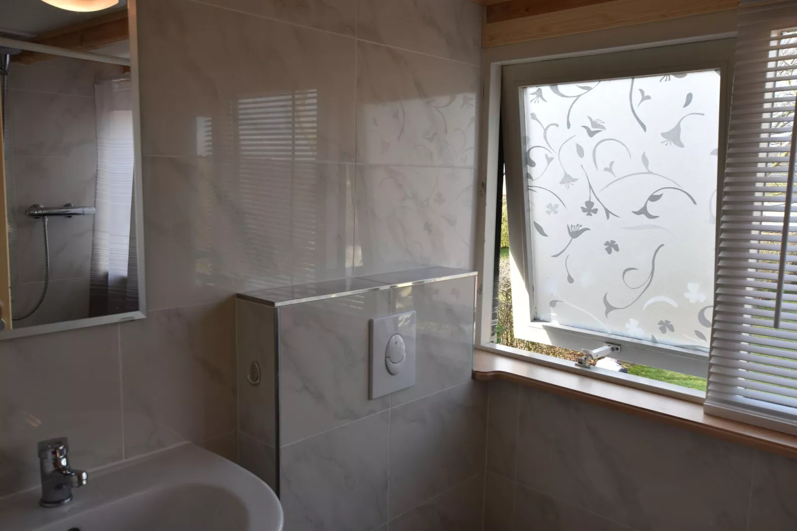 Knook-Bathroom