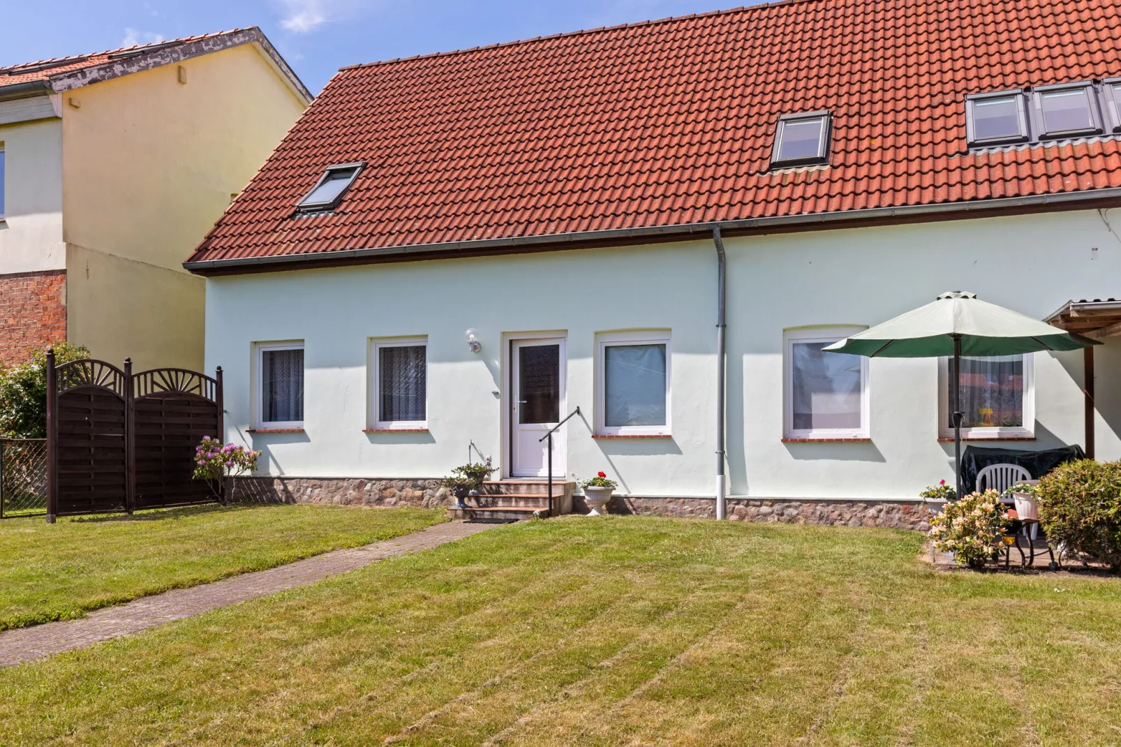 Kirchturmblick 2-Exterior summer