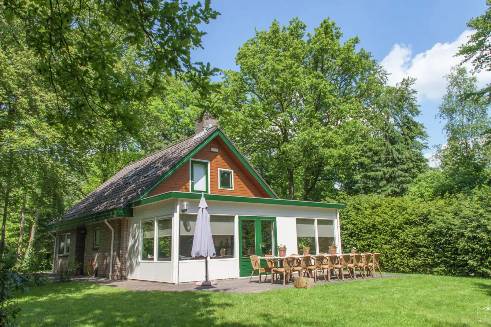Residence De Eese 18-Exterior summer