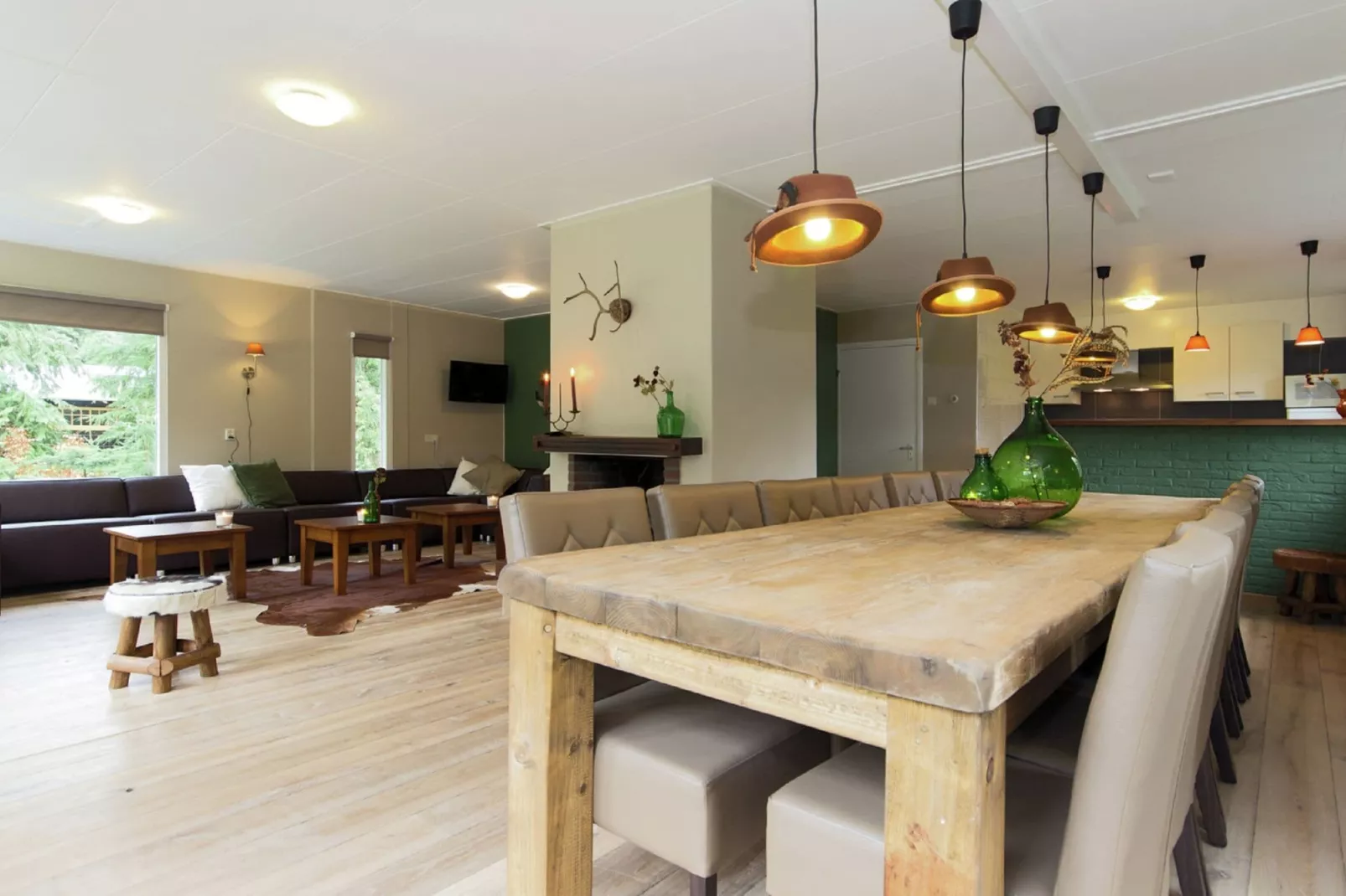 Residence De Eese 18-Dining room