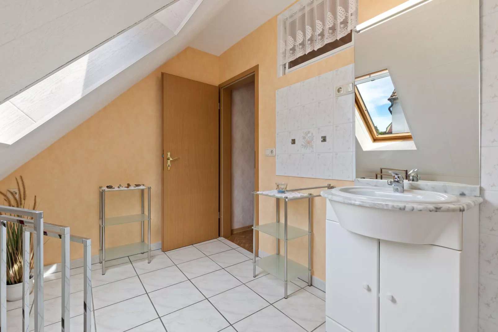 Kirchturmblick 2-Bathroom