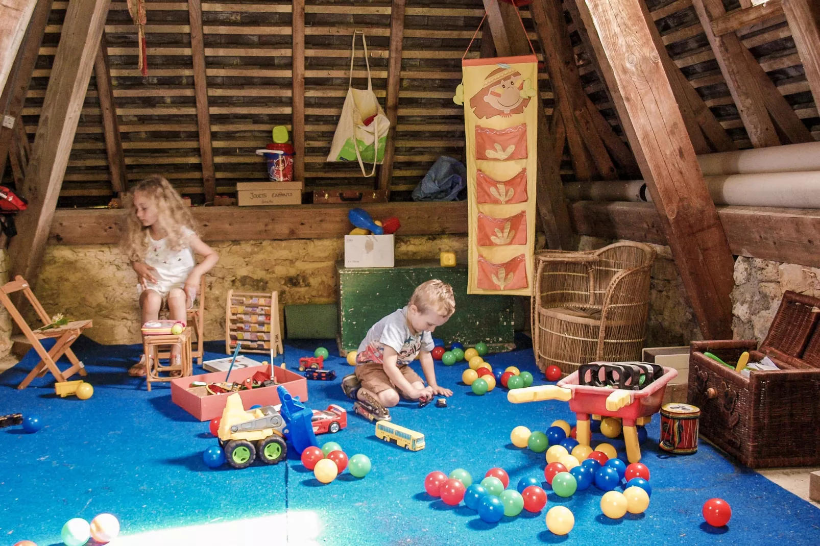 La Cipière - L'Hirondelle-Park facilities