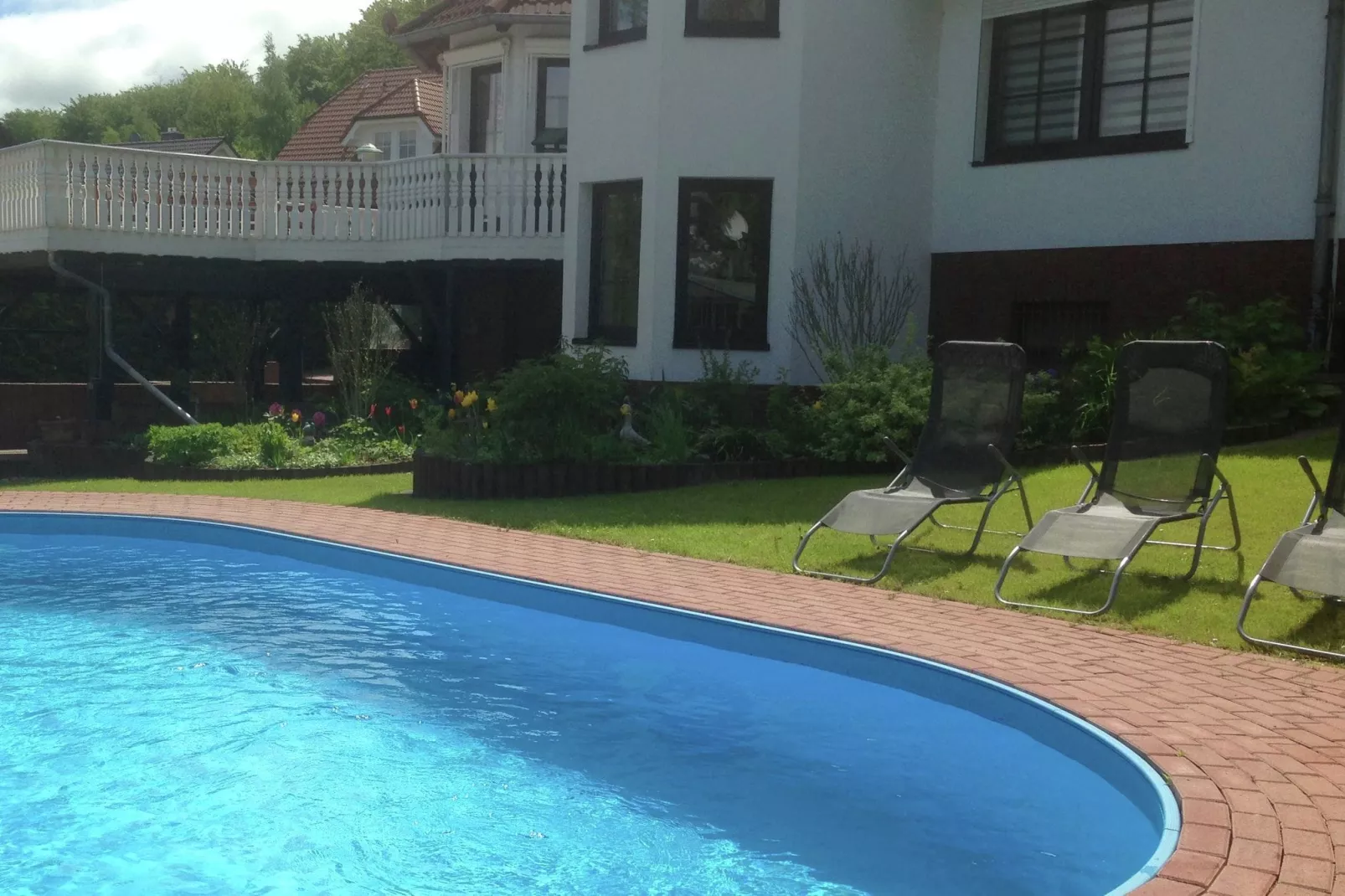 Spacious villa with private swimming pool-Gardens summer