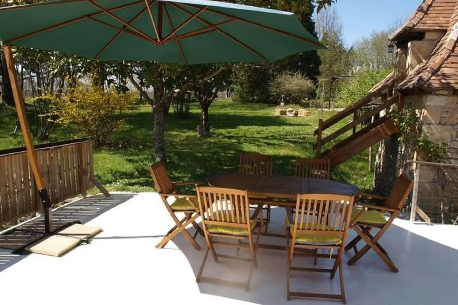 La Cipière-Terrace balcony