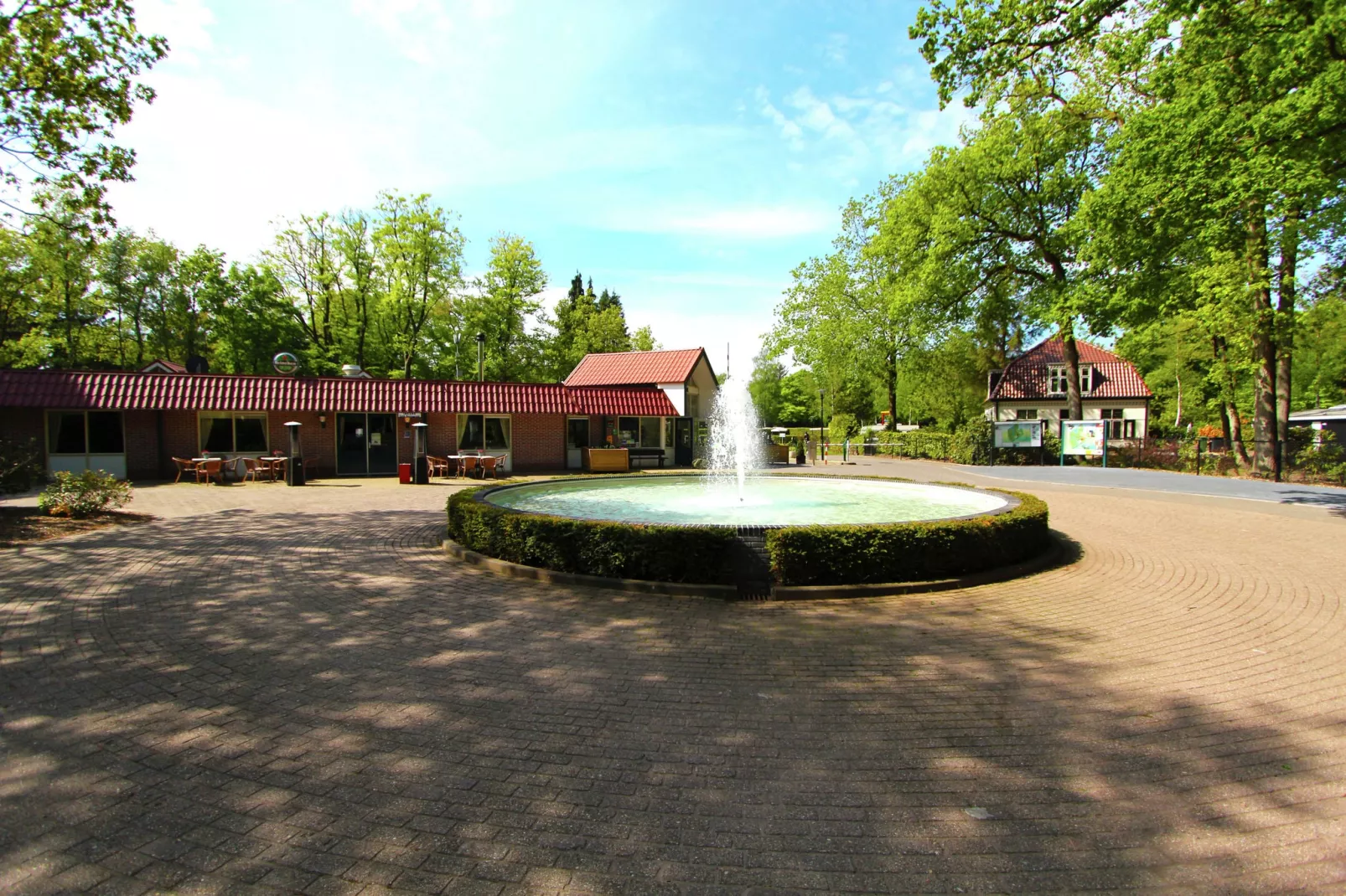 Residence De Eese 4-Park facilities