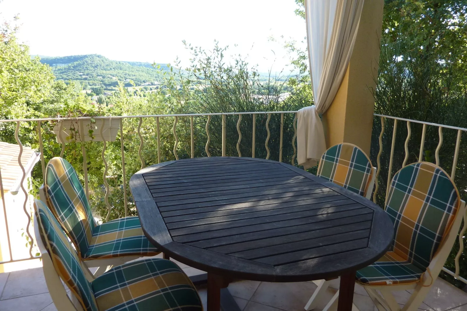 Petite Villa St Paul-Terrace balcony