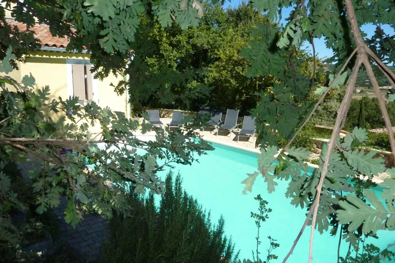 Petite Villa St Paul-Gardens summer