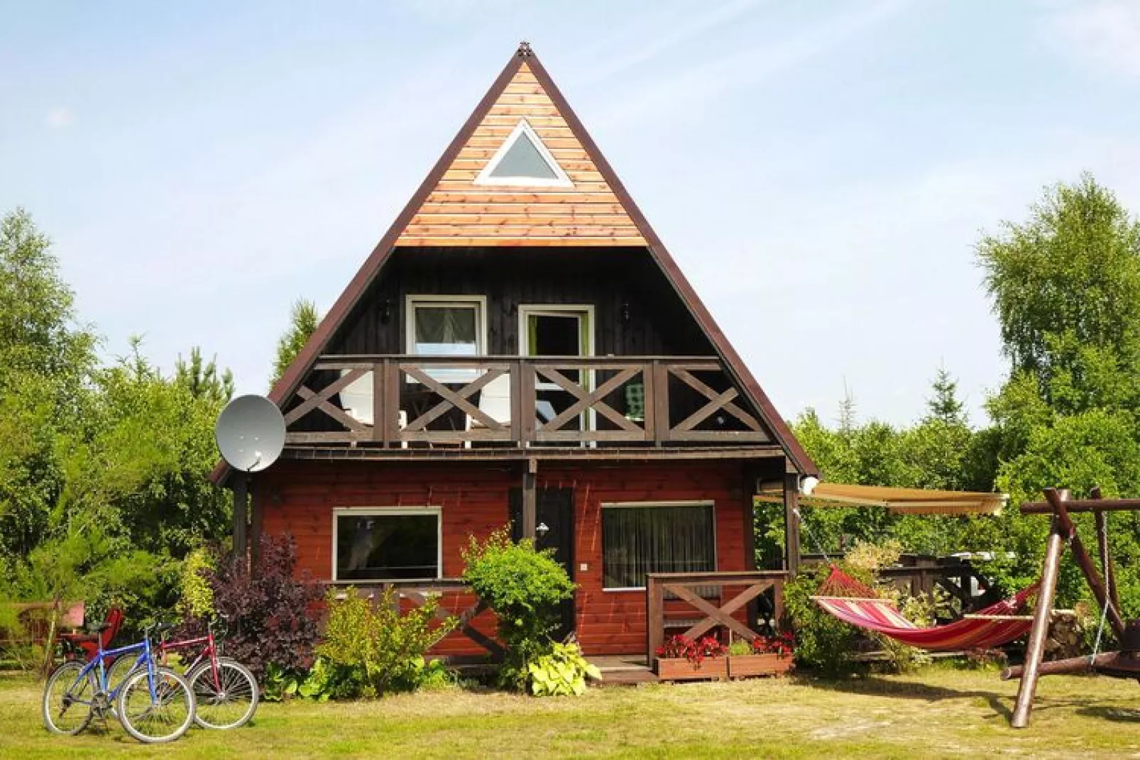 Holiday home in Dobrogoszcz-Exterior summer