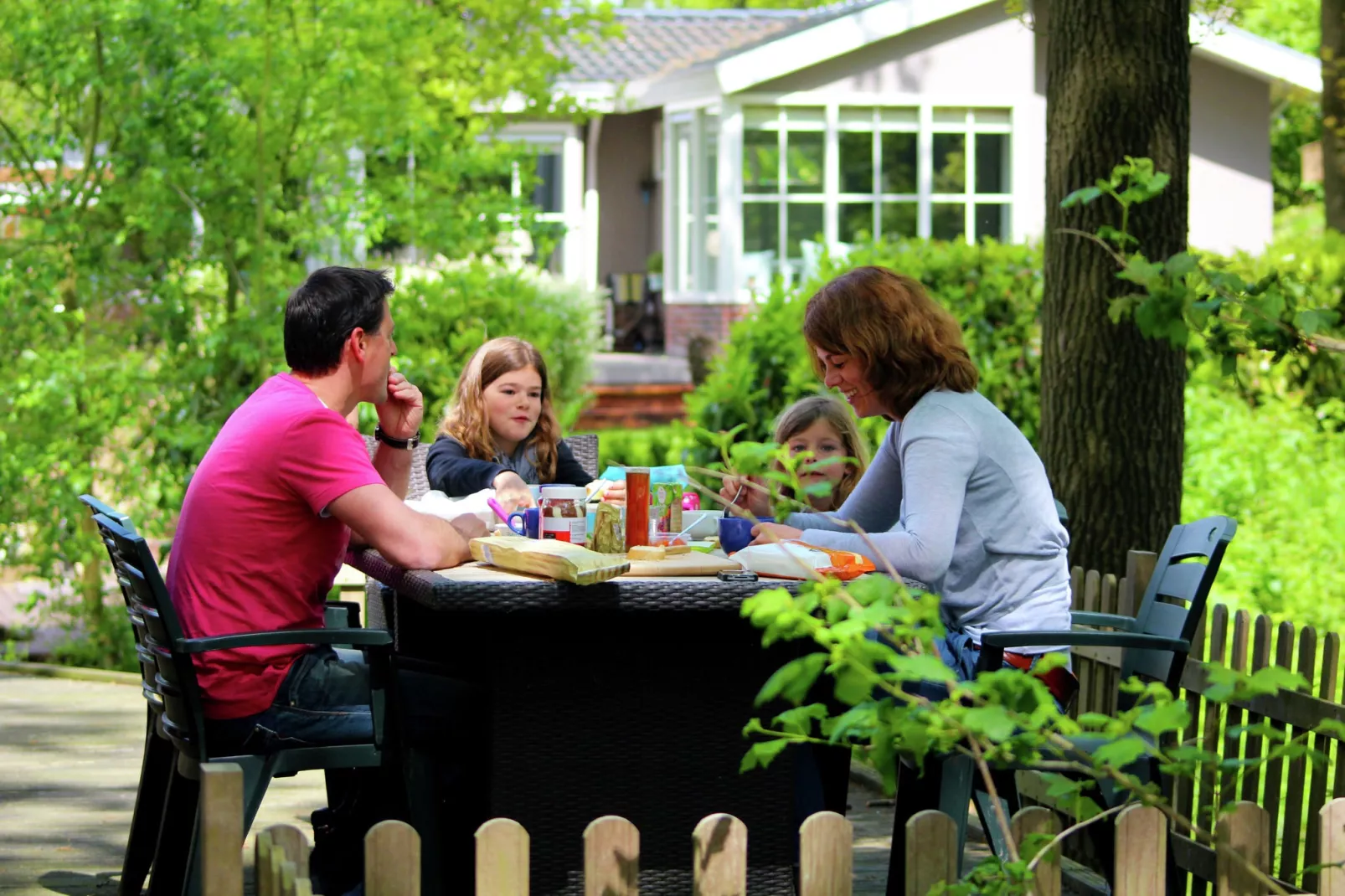 Residence de Eese 17-Gardens summer