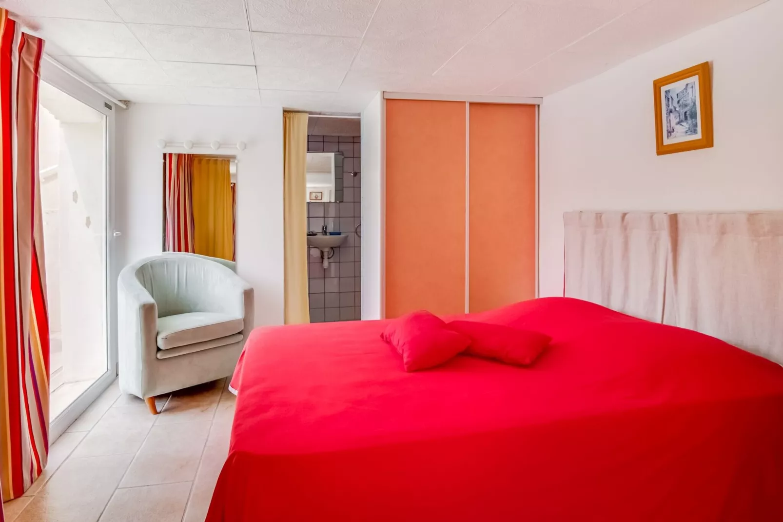 Maison avec piscine-Bedroom