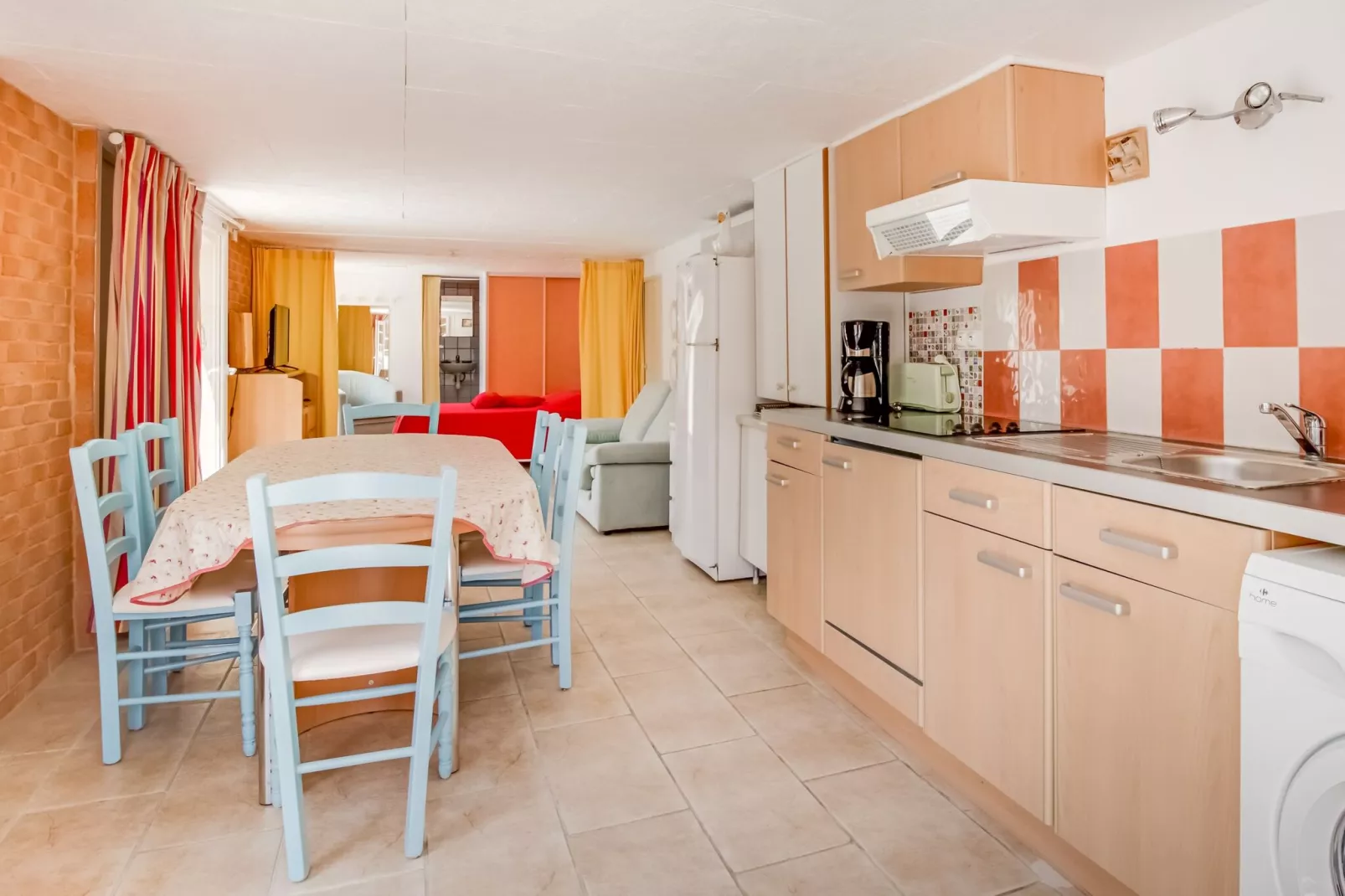 Maison avec piscine-Kitchen