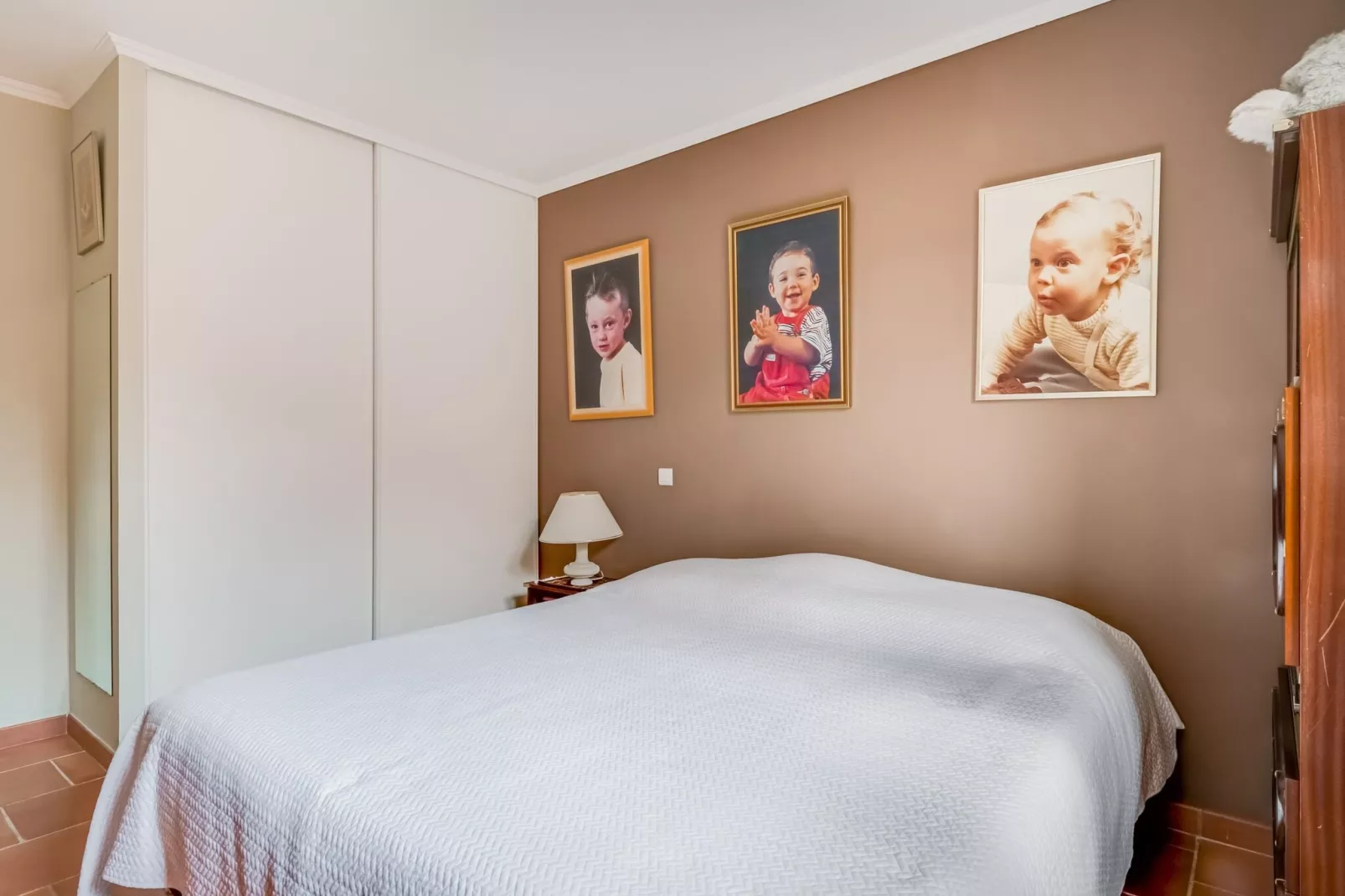 Maison avec piscine-Bedroom