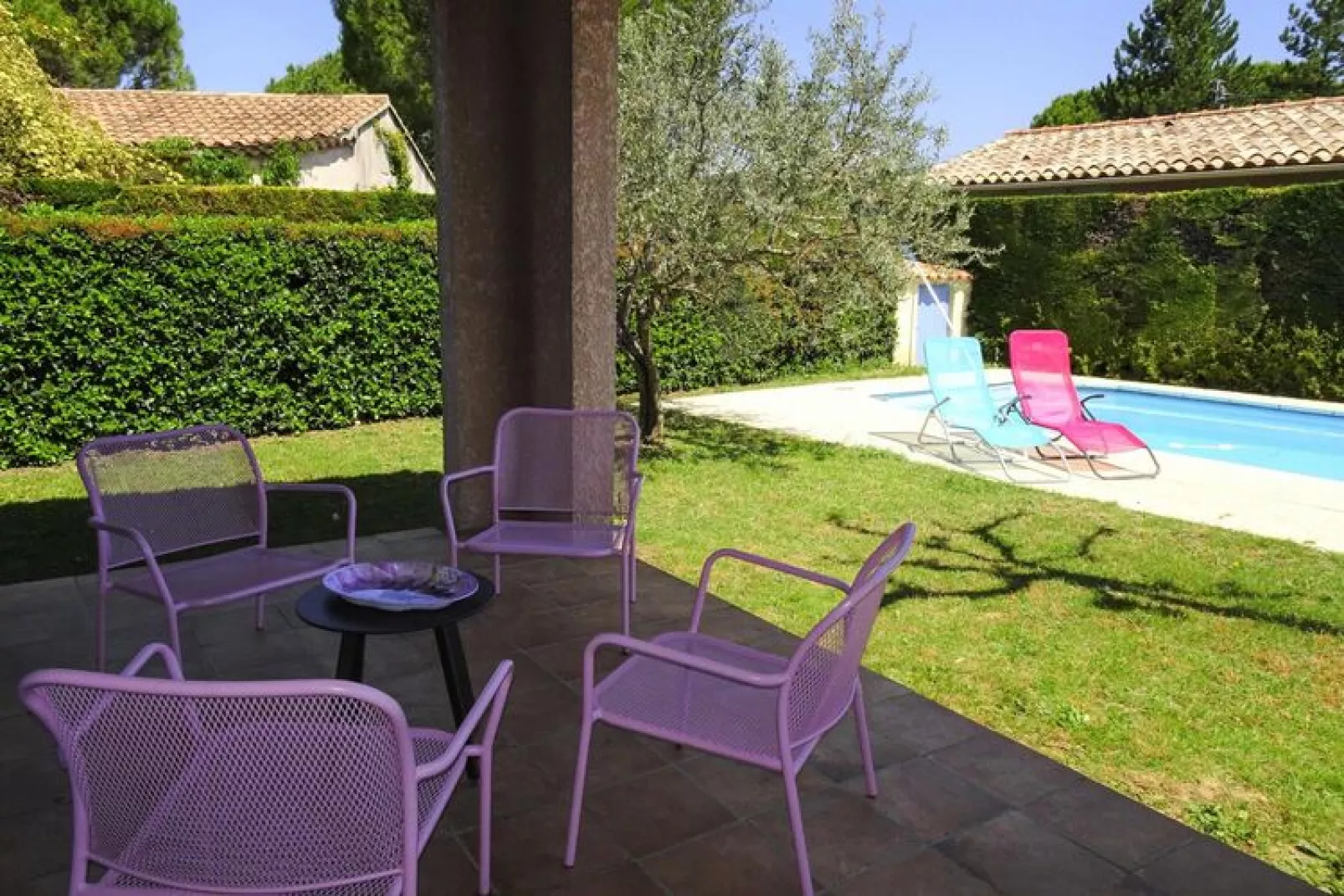 Ferienhaus in Vaison-la-Romaine-Gardens summer