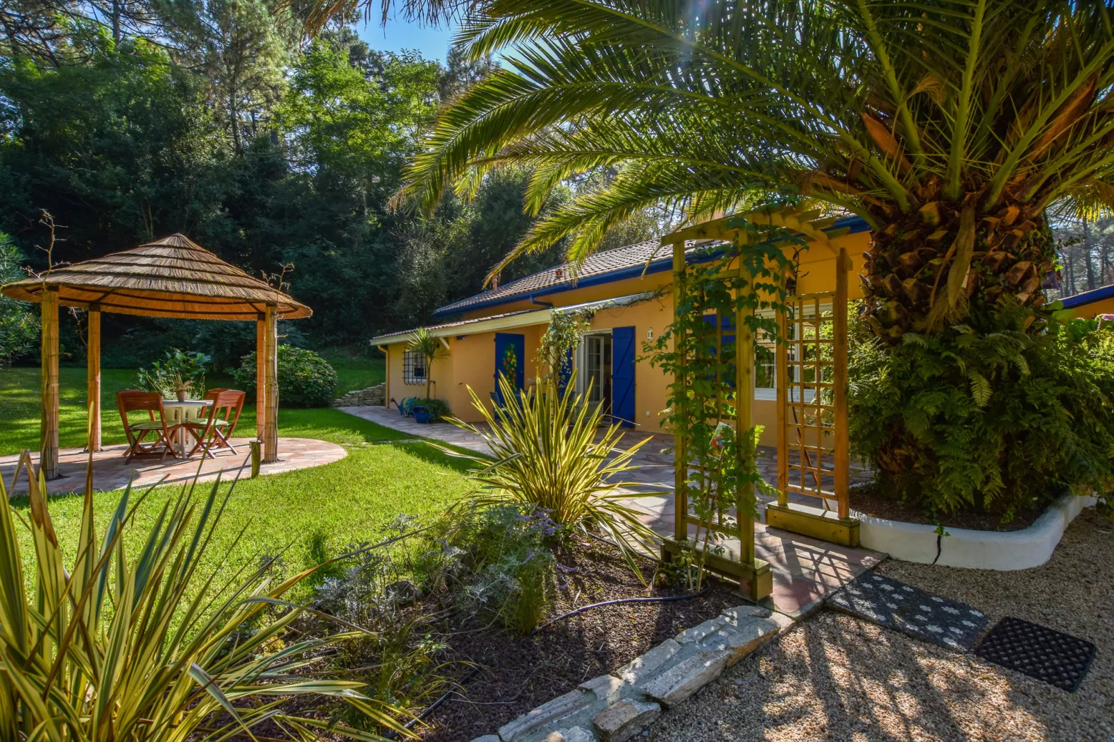 Villa 3 stars - Biarritz-Exterior summer