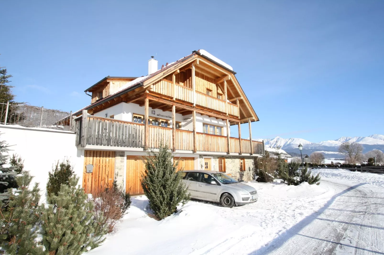 Panoramachalet Lungau-Exterior winter