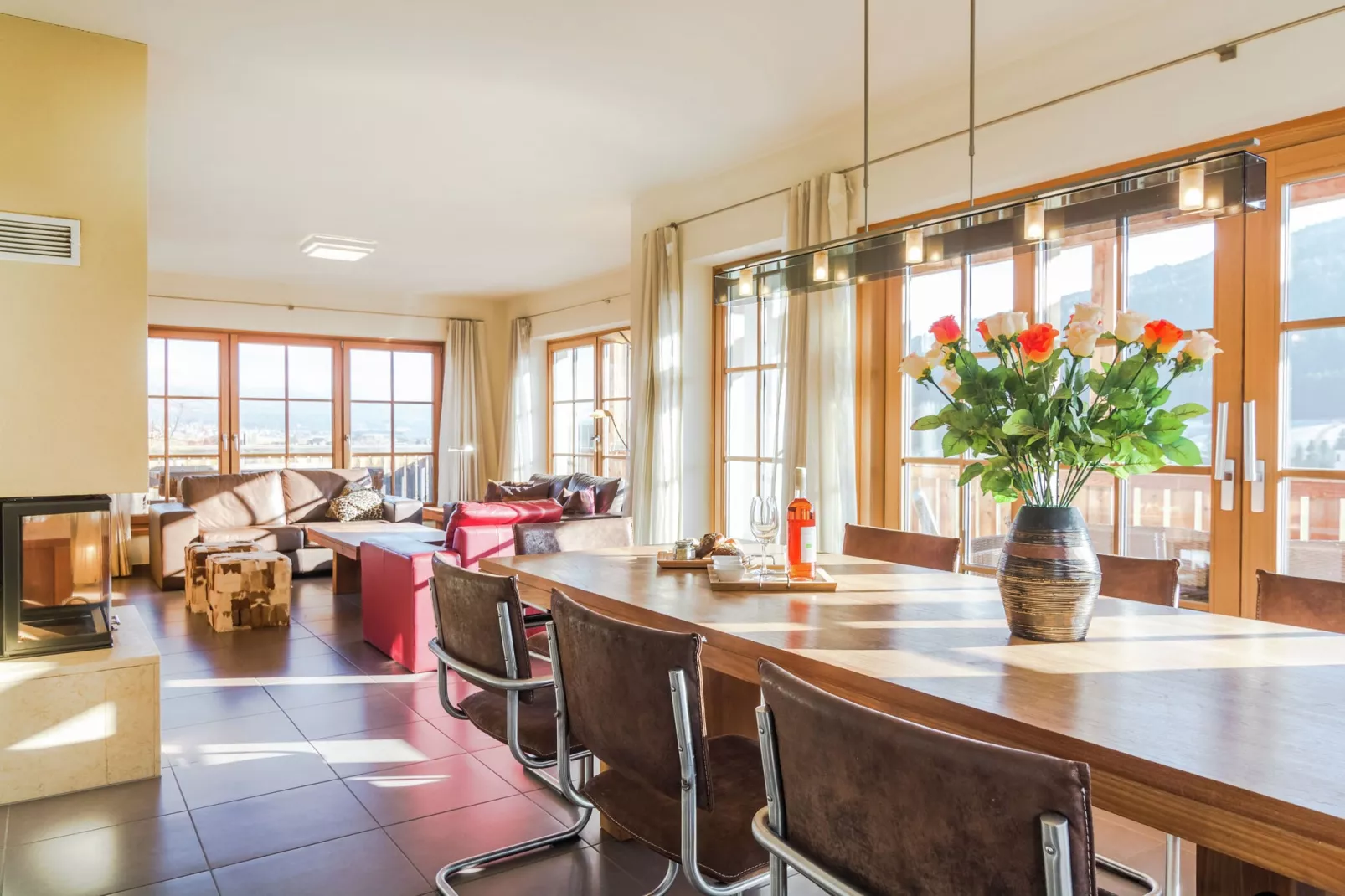 Panoramachalet Lungau-Dining room