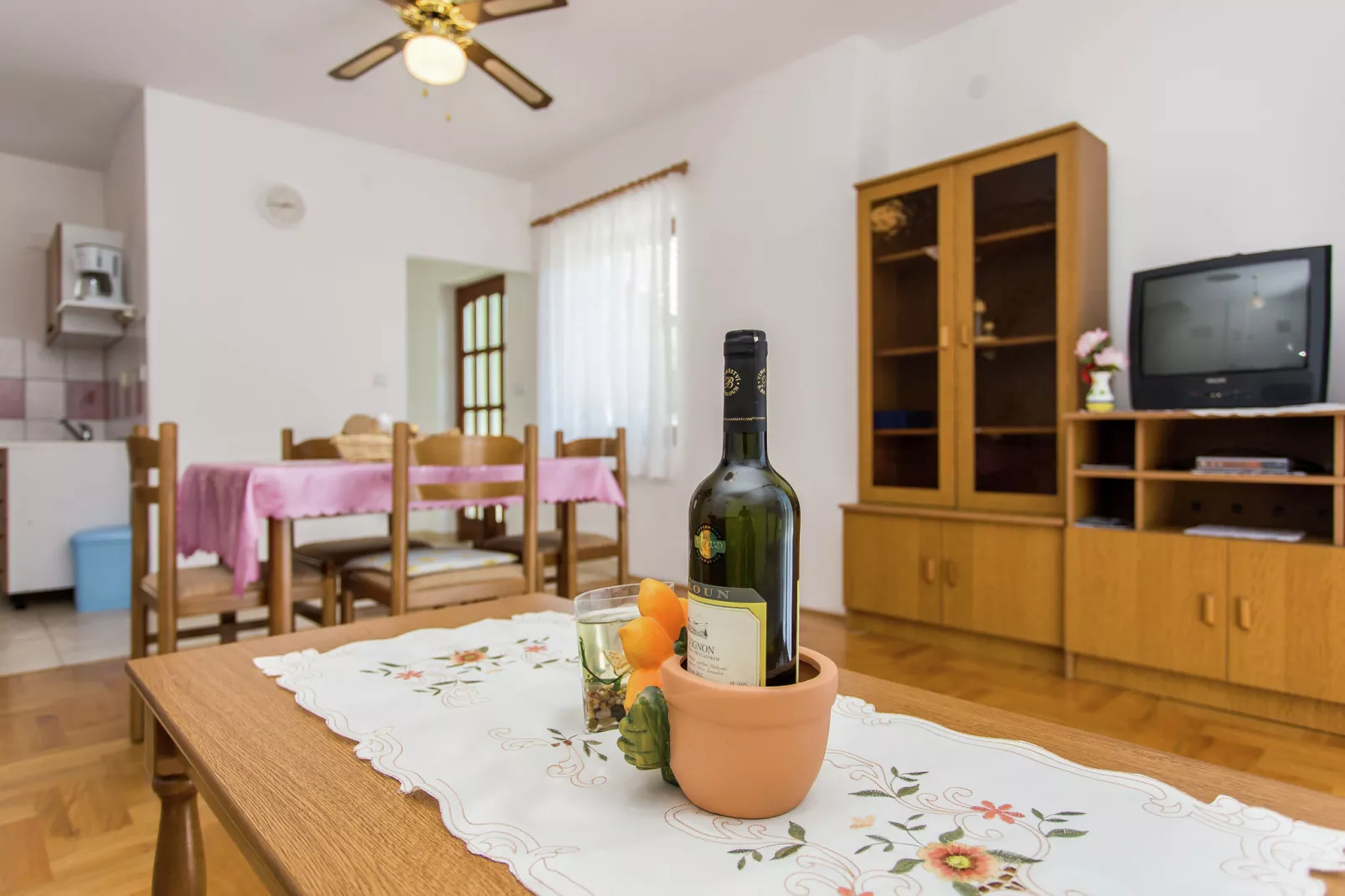 Cekovic-Kitchen