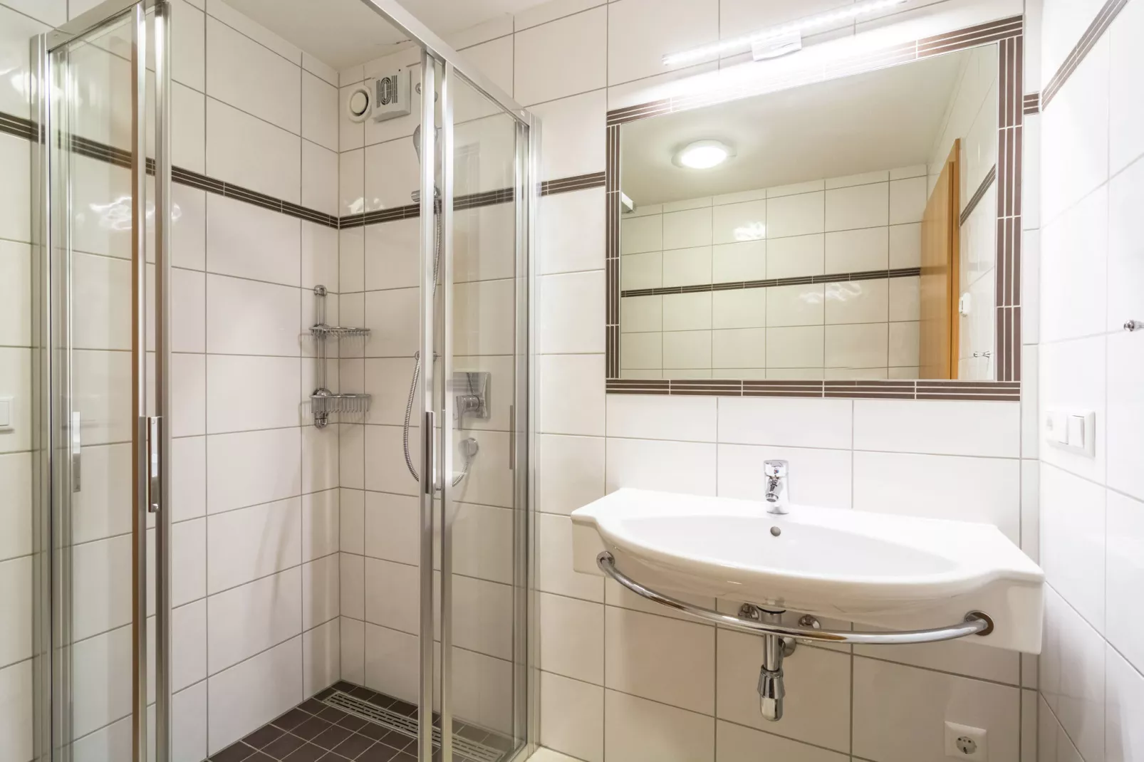 Panoramachalet Lungau-Bathroom