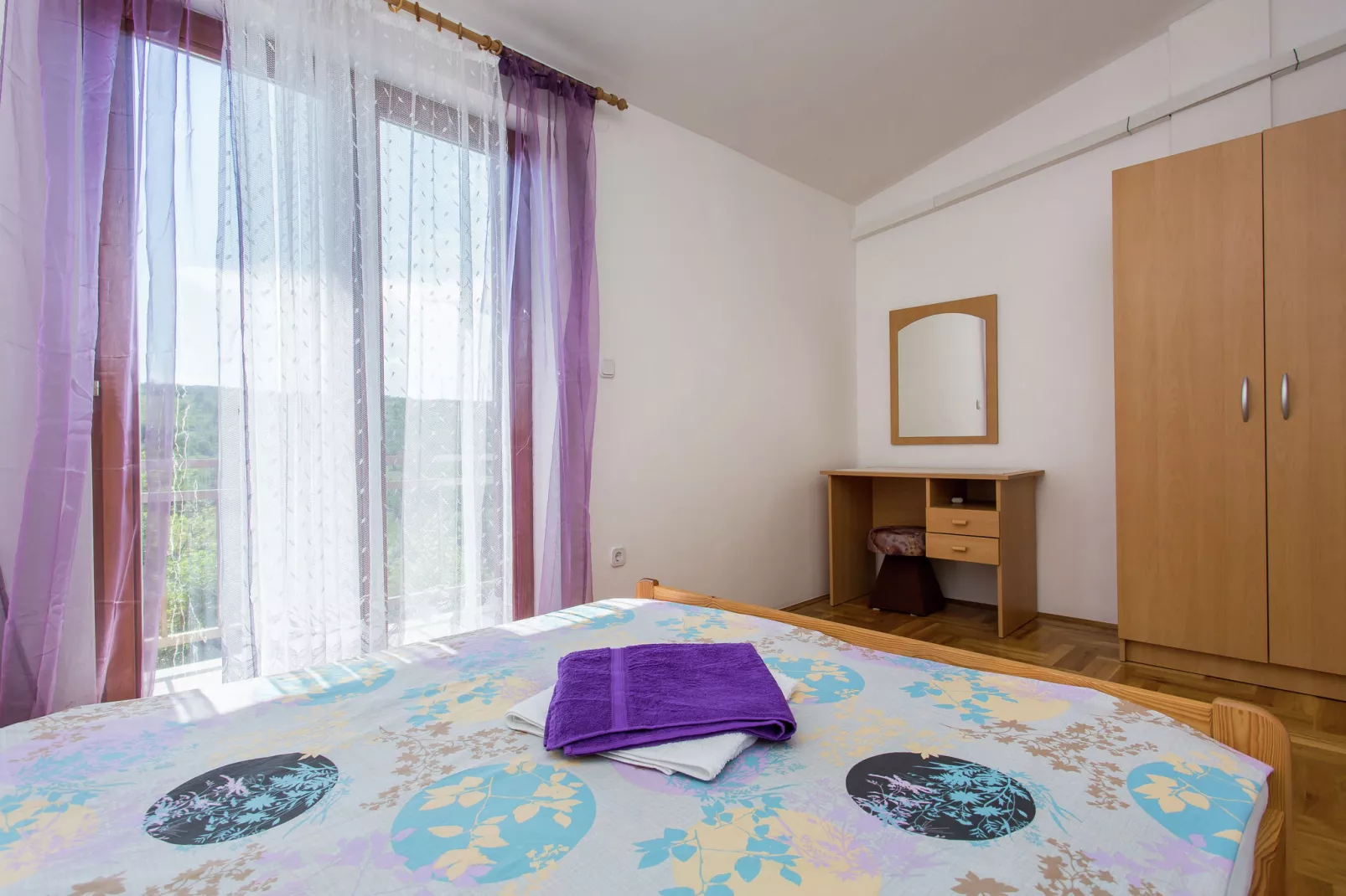 Cekovic-Bedroom
