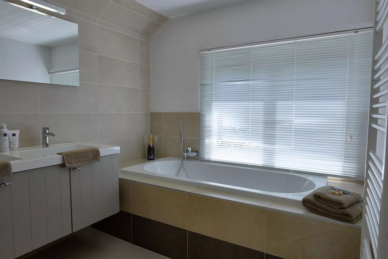 Klein Hof ter Zand-Bathroom