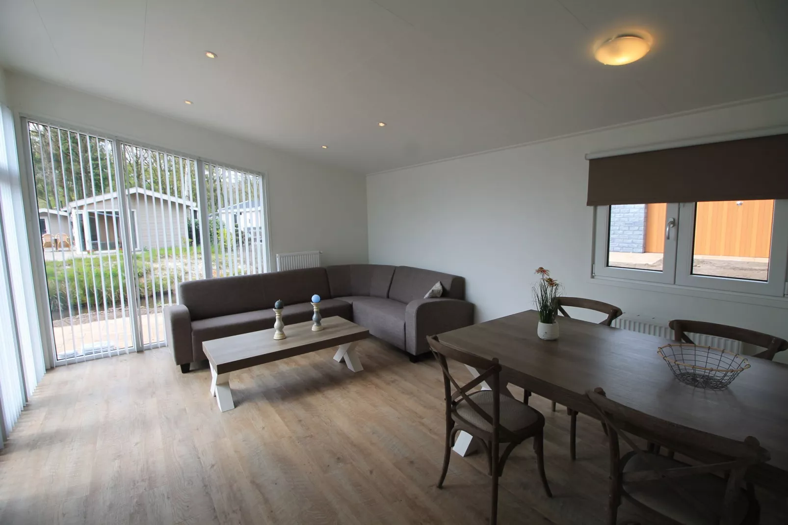 Residence de Eese 20-Dining room