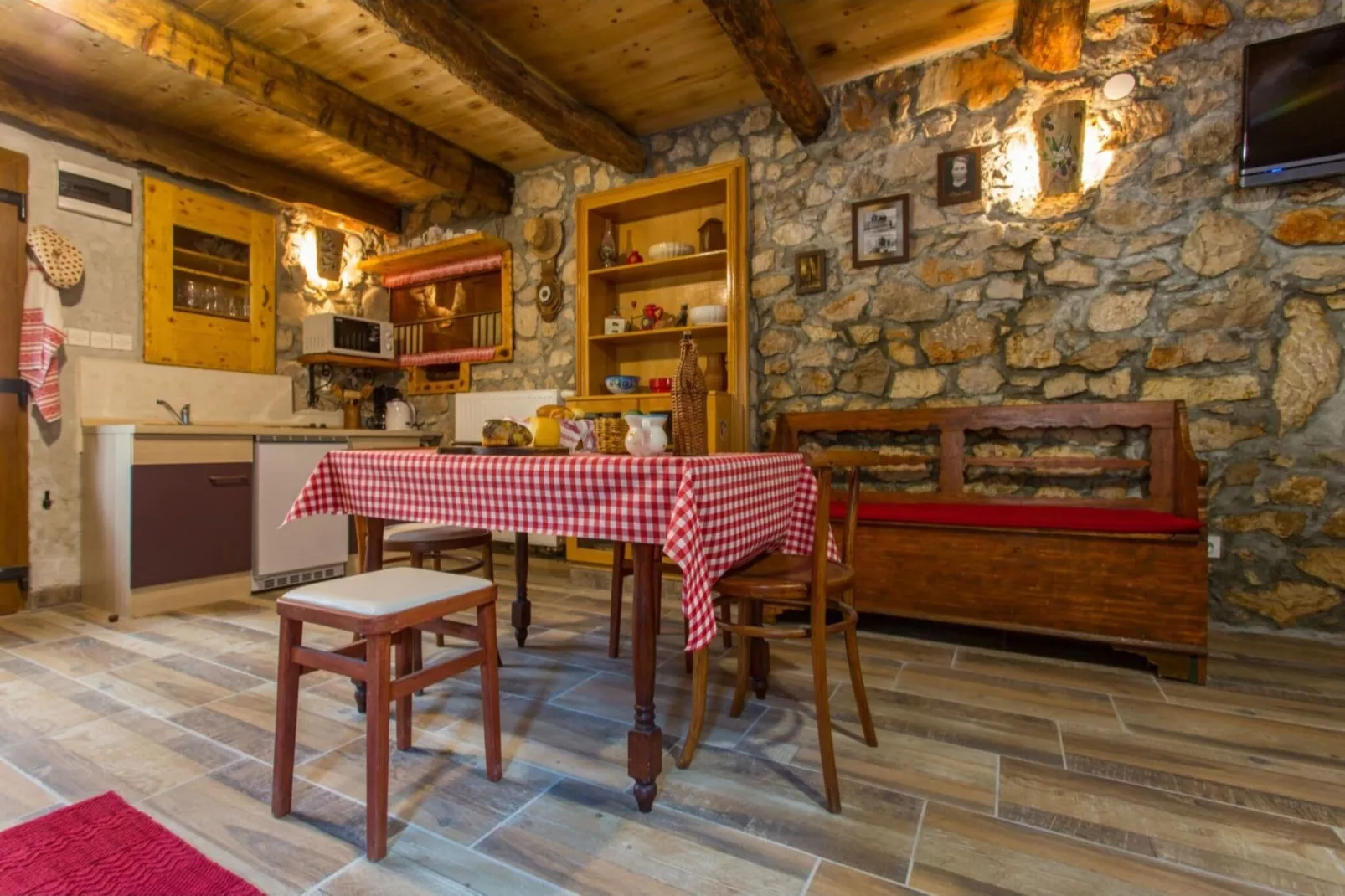 Nonna Stara-Dining room