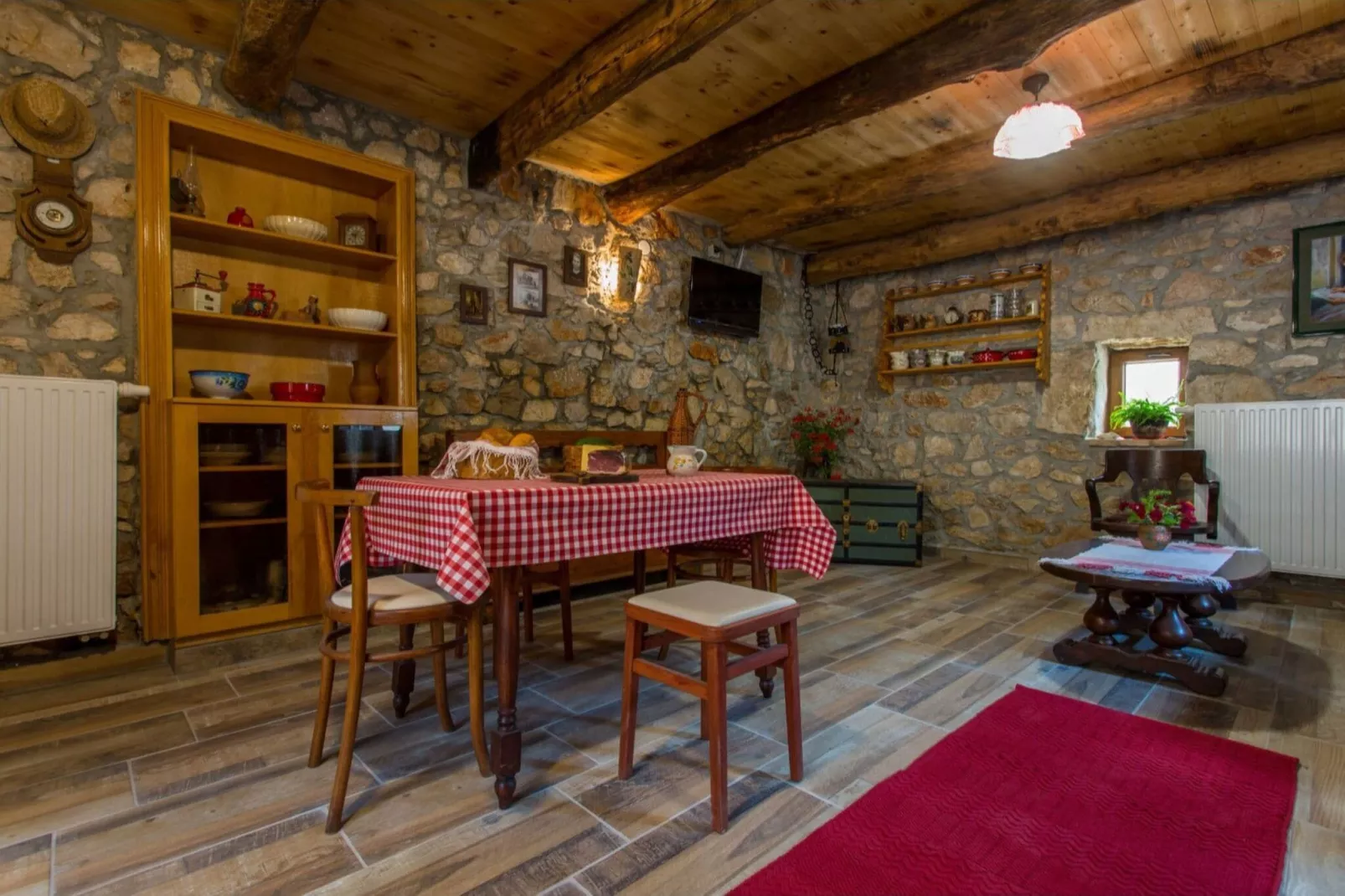 Nonna Stara-Dining room
