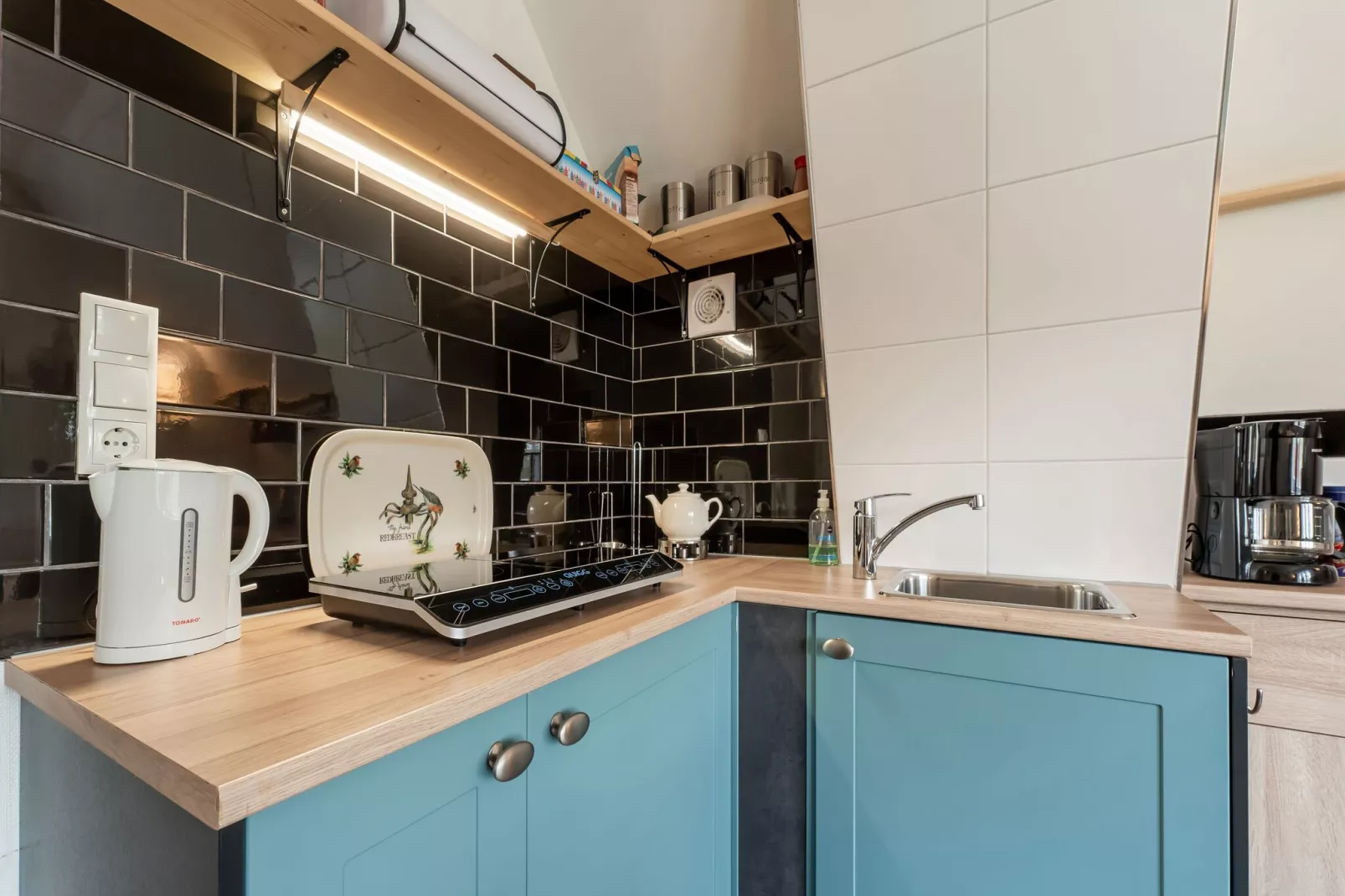 Logies Paal 4 Giethoorn-Kitchen