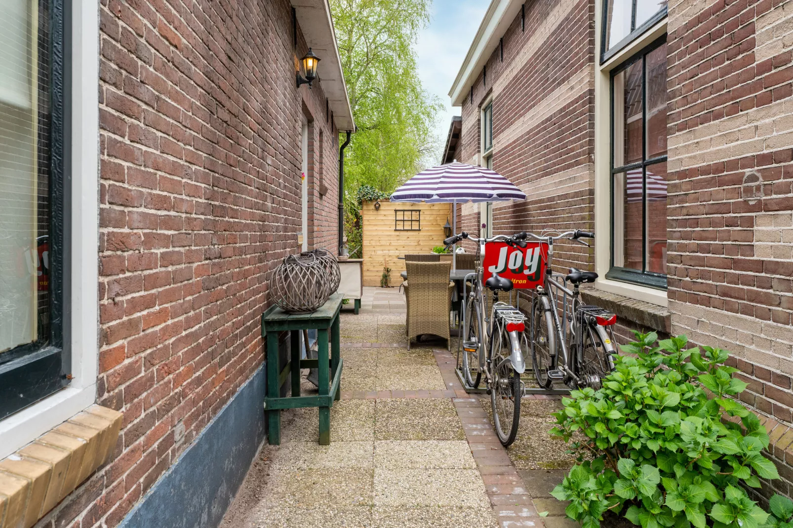 Logies Paal 4 Giethoorn-Terrace balcony