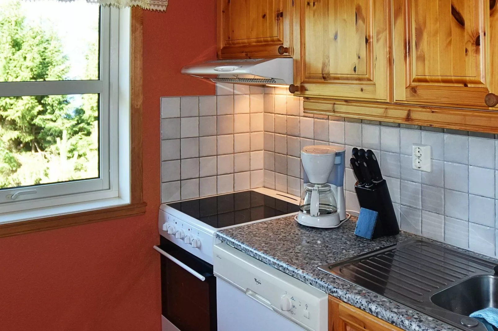 HUS NR. 2-Indoor