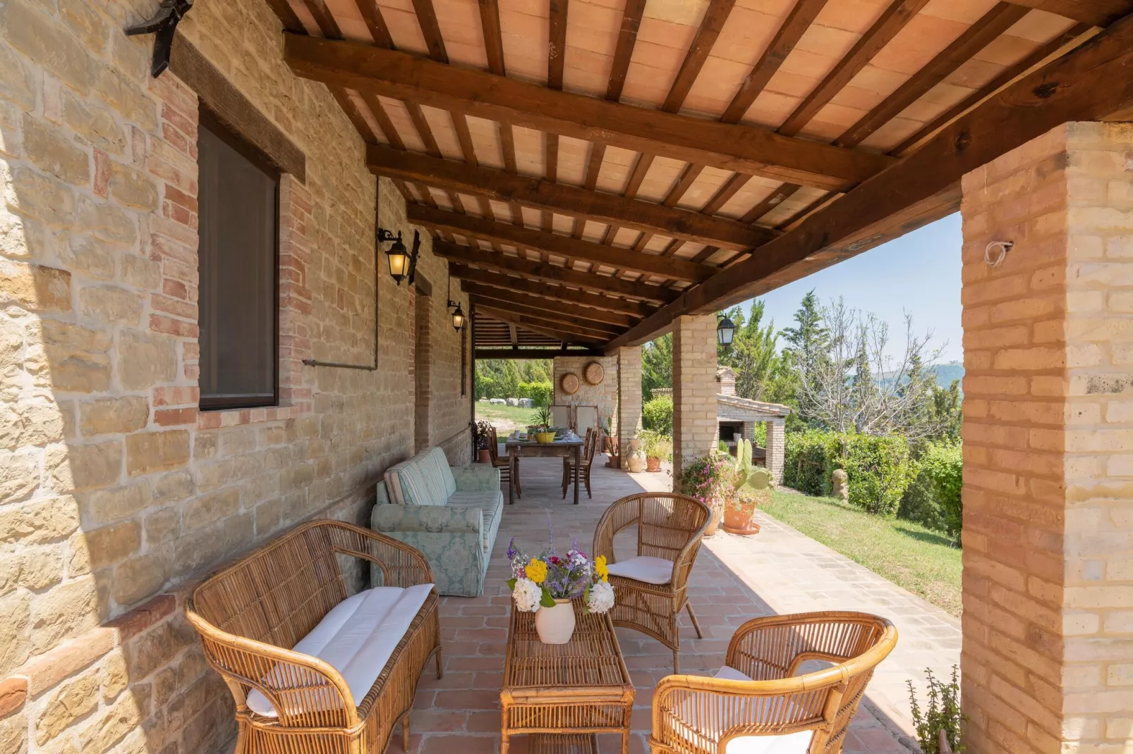 Il Vettore nei monti Sibillini-Terrassenbalkon