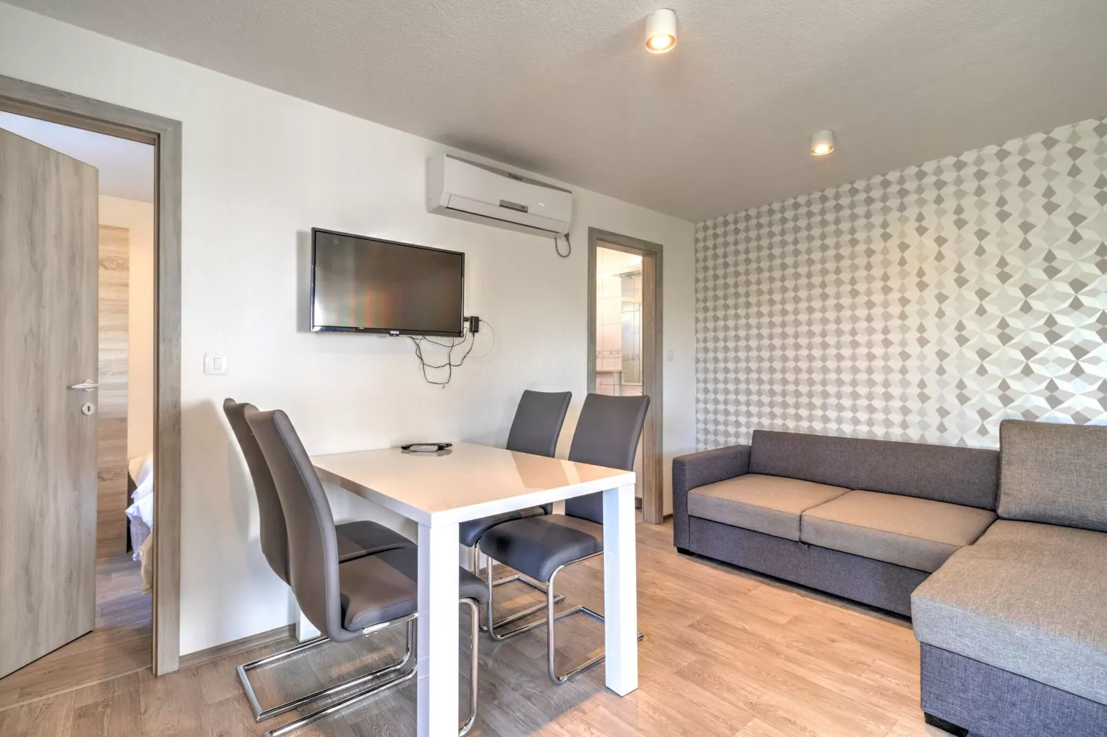Mobile home 12
