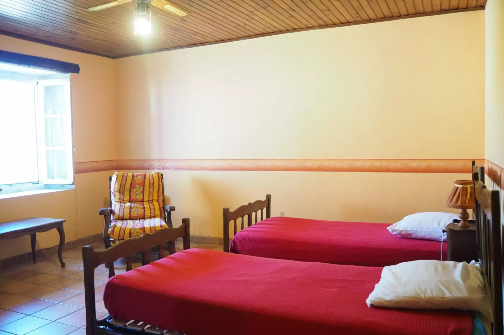 Reihenhaus in Monteux-Bedroom