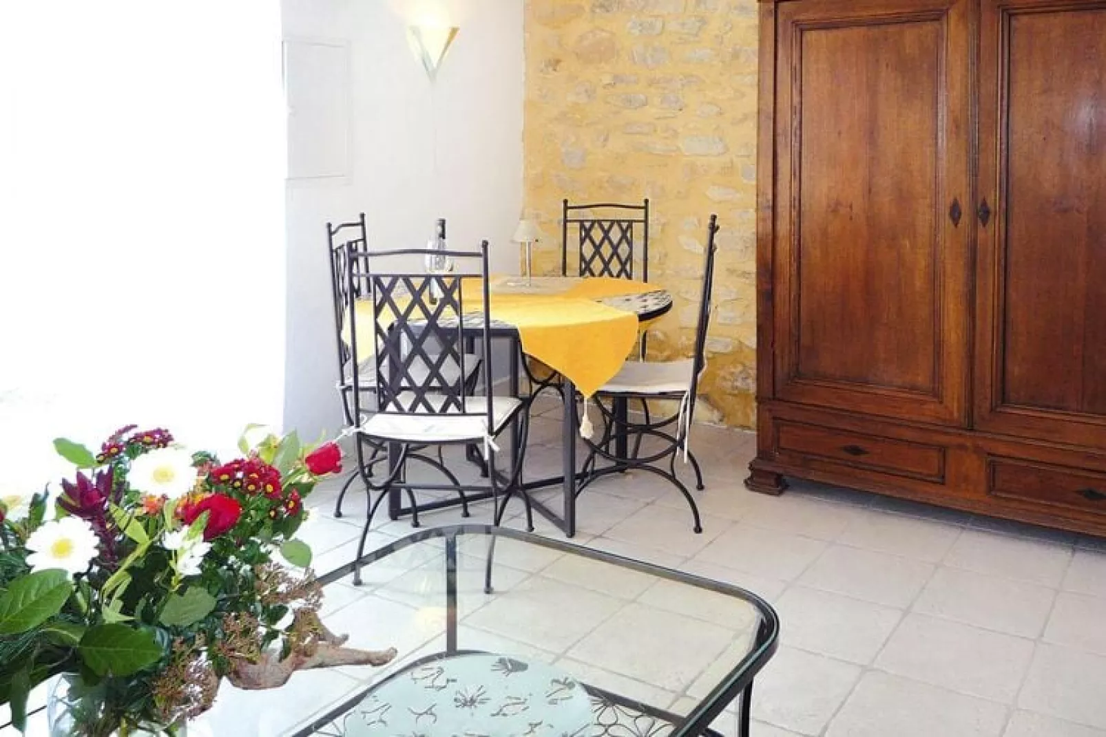 Ferienwohnung in Caderousse-Dining room