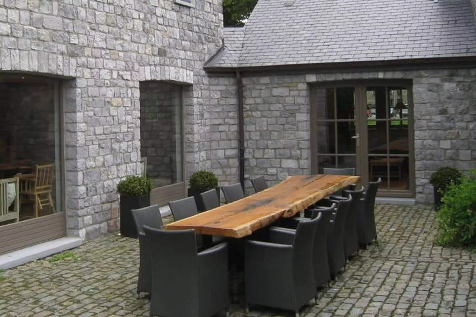 Au bord de l'eau-Terrace balcony