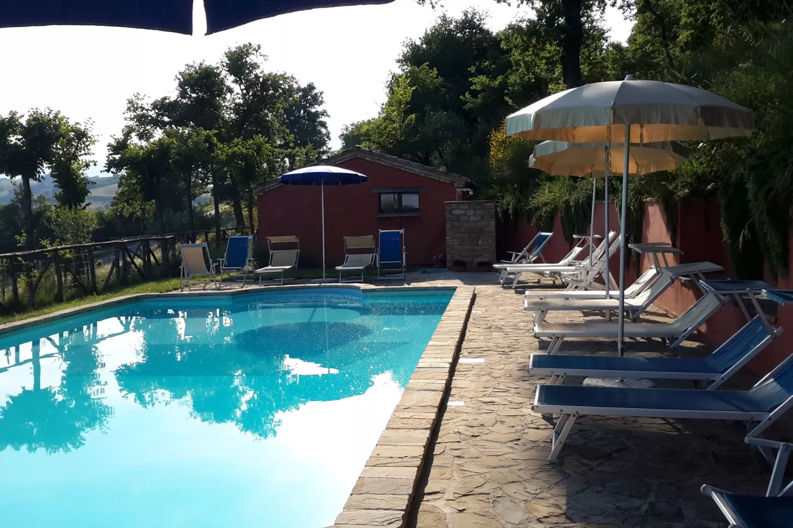 Il Vettore nei monti Sibillini-Schwimmbad