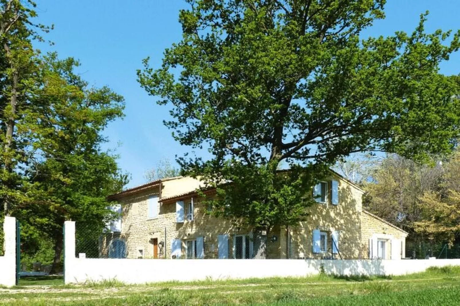 Ferienwohnung in Caderousse-Outdoor