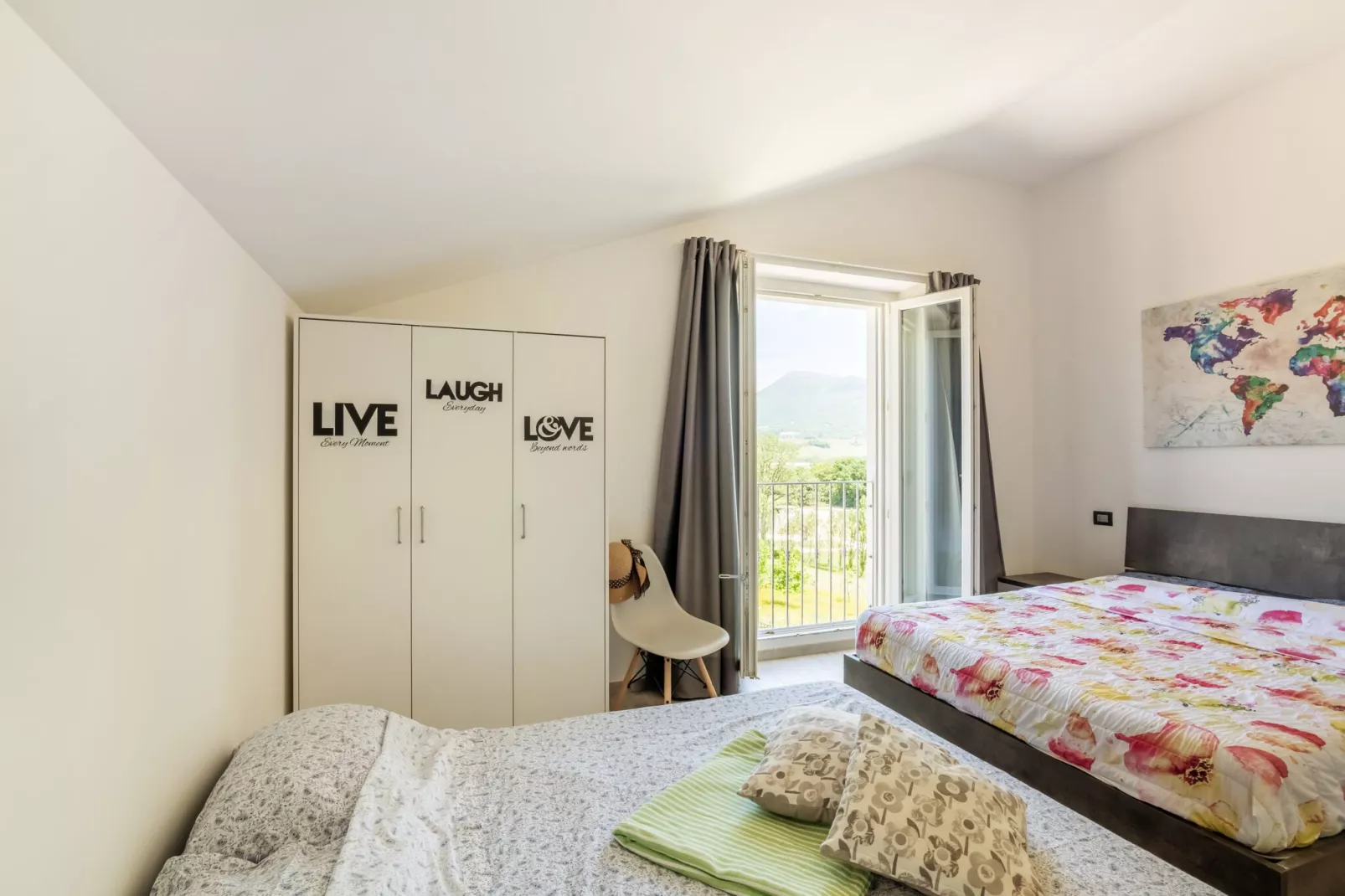 La Casa del Verdicchio-Bedroom