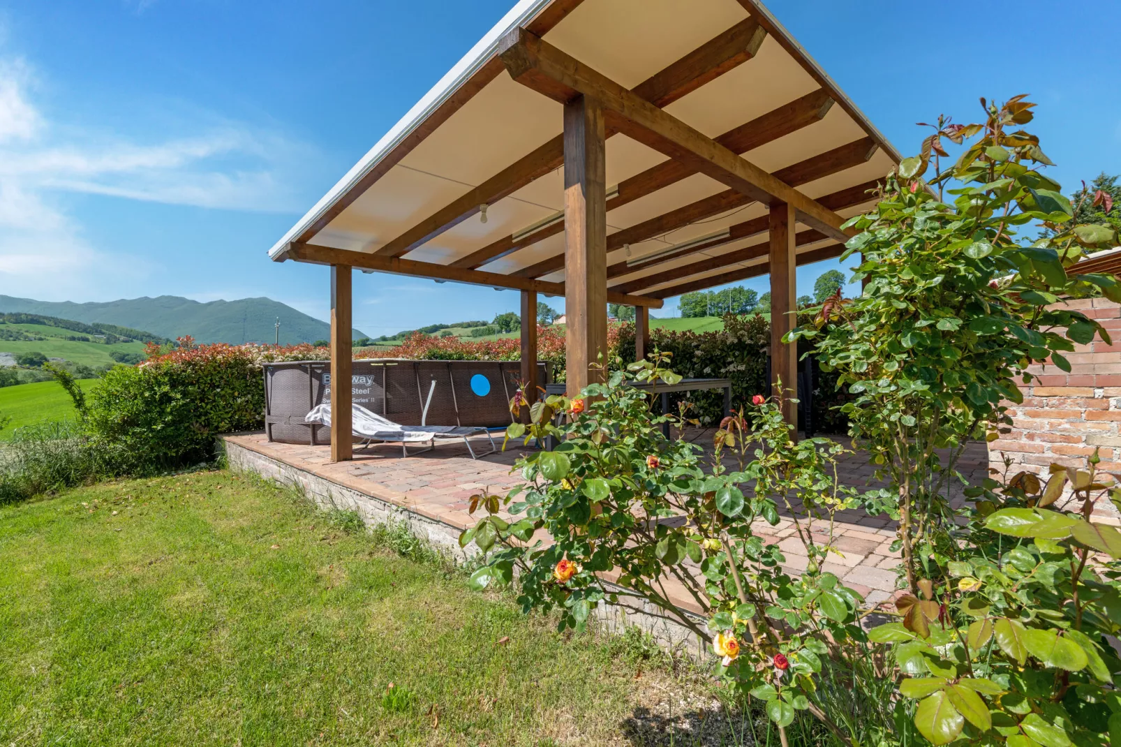 La Casa del Verdicchio-Terrace balcony