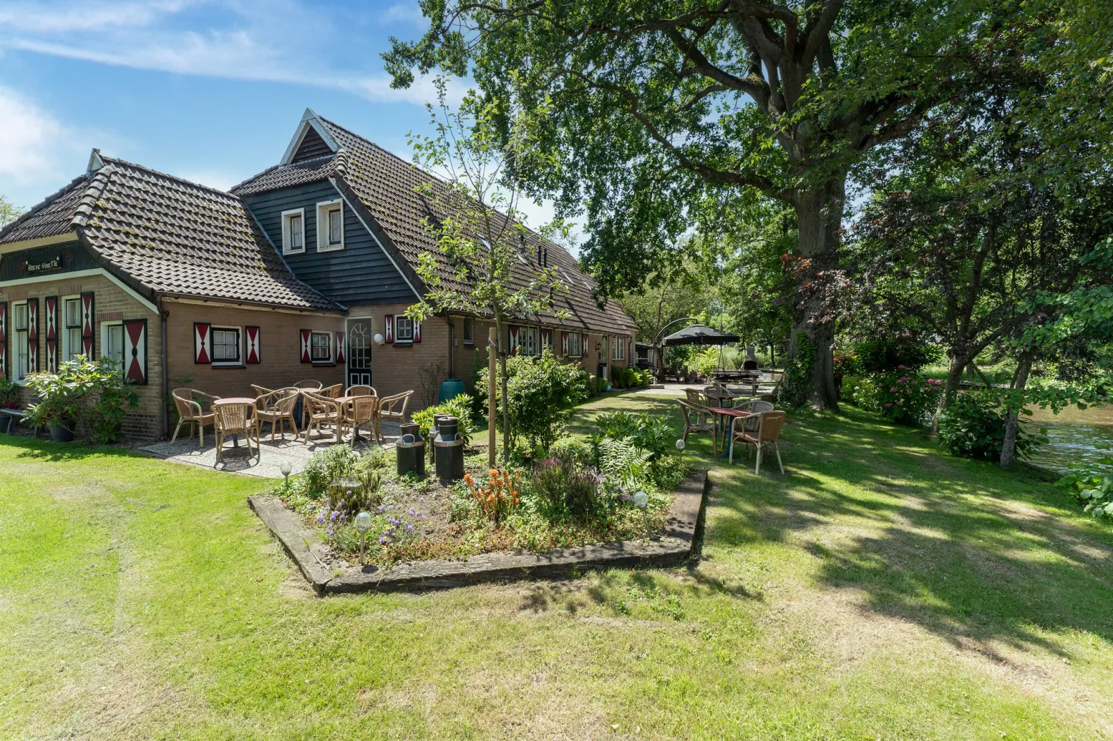 Hoeve Ginette - benedenverdieping-Extérieur été